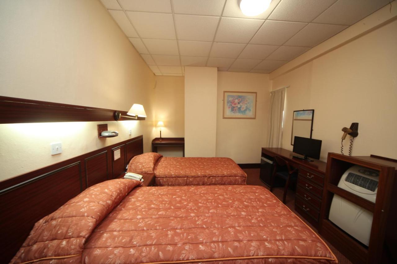 Bristol Hotel Gibraltar Zewnętrze zdjęcie